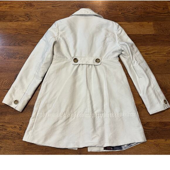 Kenneth Cole Women’s Ivory Trench Coat – Size Medium Classic Timeless Outerwear - Picture 2 of 10